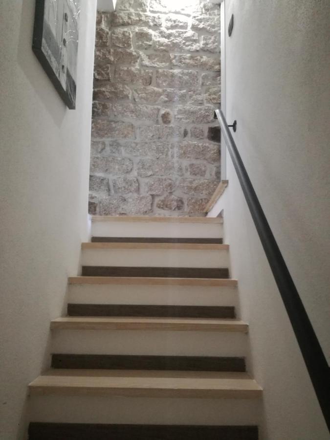 Monti Di Bo Apartment Aggius Bagian luar foto