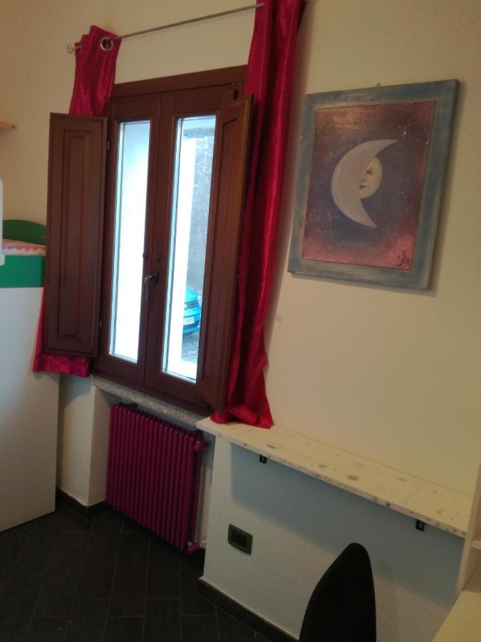 Monti Di Bo Apartment Aggius Bagian luar foto