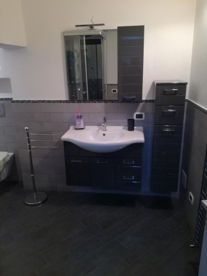 Monti Di Bo Apartment Aggius Bagian luar foto